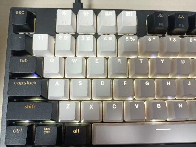 京東京造C1(Keychron C1)レビュー。特筆すべきポイントも無いけれど…