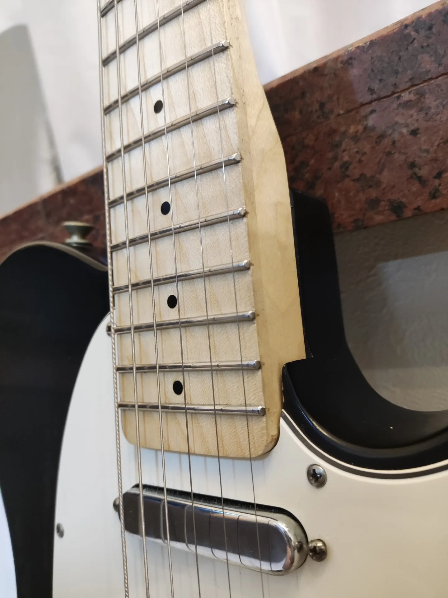 FENDER USA Highway ONEのボディーを手に入れたので似合うネックを探してみる