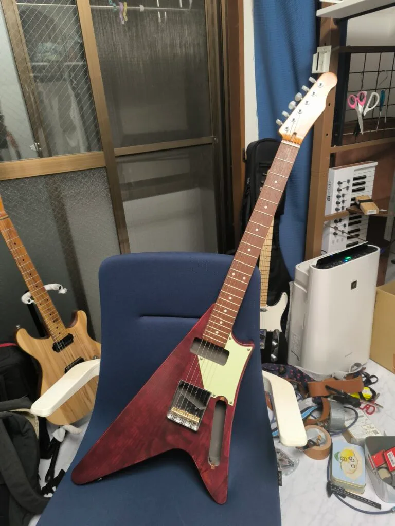 ギターを塗装からやってみる(Moderne風テレキャス)