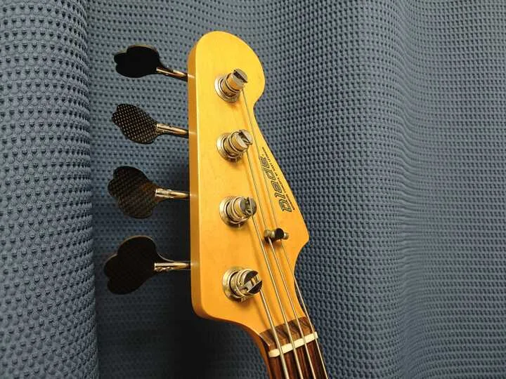 BLADE B2のプリアンプをSadowskyにしたりDELANO JMVC載せたりFlamma FB200を買ったり